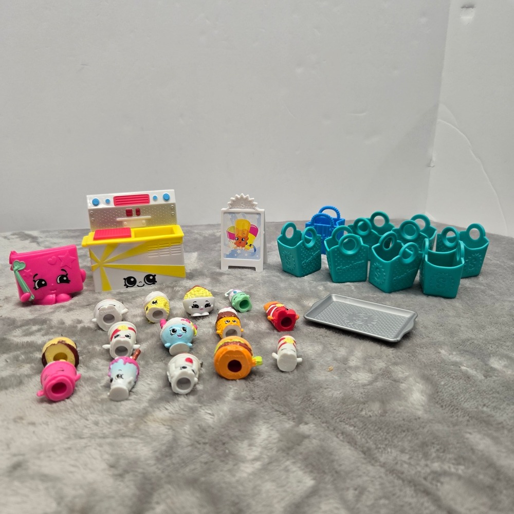Shopkins Season 4 Food Fair Lot Soda Station Figures Shopping Bags Accessory Set